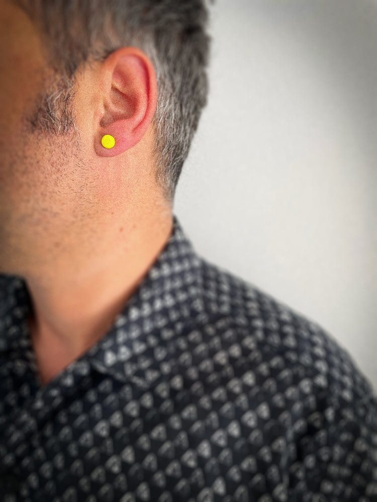 micro earrings